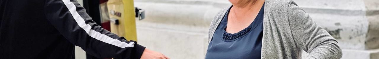 Видача продуктових наборів для нужденних жителів Київщини