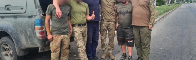 Священники УПЦ доставили гуманітарний вантаж для ЗСУ та жителів Донеччини