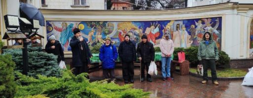 У Кропивницькому громада Благовіщенського храму з початку року видала 9 тисяч 200 благодійних обідів для біженців і нужденних