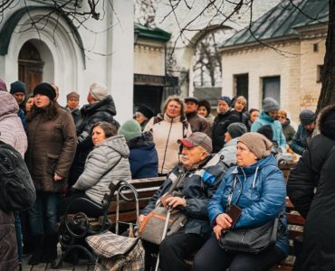 У Києві 100 родин переселенців отримали продуктові набори від Соціального відділу