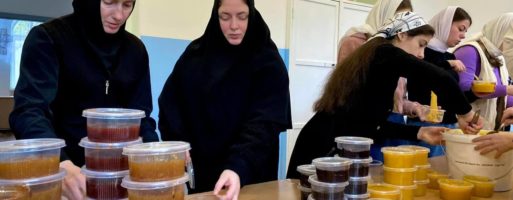 Архангело-Михайлівський монастир міста Одеси передав мед та різні джеми захисникам України
