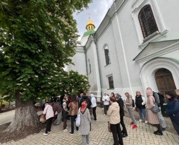 У Києві Соціальний відділ УПЦ передав гуманітарні набори 100 родинам вимушених переселенців