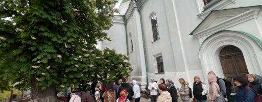 У Києві Соціальний відділ УПЦ передав гуманітарні набори 100 родинам вимушених переселенців