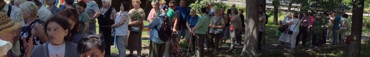 Соціальний відділ УПЦ у Києві передав гуманітарні набори 100 родинам переселенців