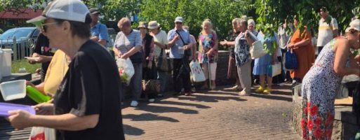 У Києві працівники Соціального відділу УПЦ провели благодійний обід для потребуючих