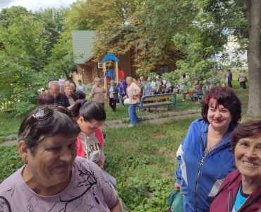 Соціальний відділ УПЦ надав гуманітарну допомогу 100 родинам вимушених переселенців